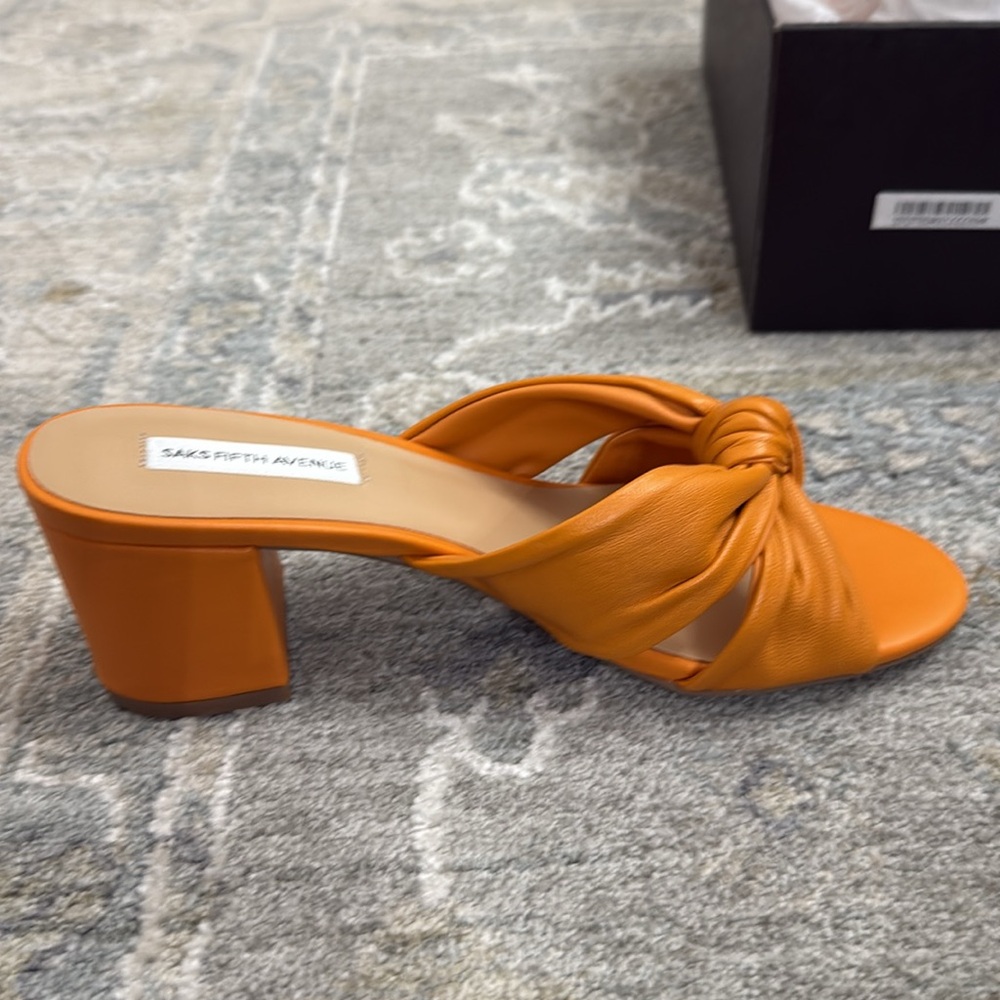 NWT Saks Fifth Avenue Orange Heeled Knotted Sandals